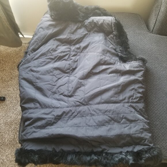 Coldwater Creek Black reversible fur lined vest - Picture 4 of 6